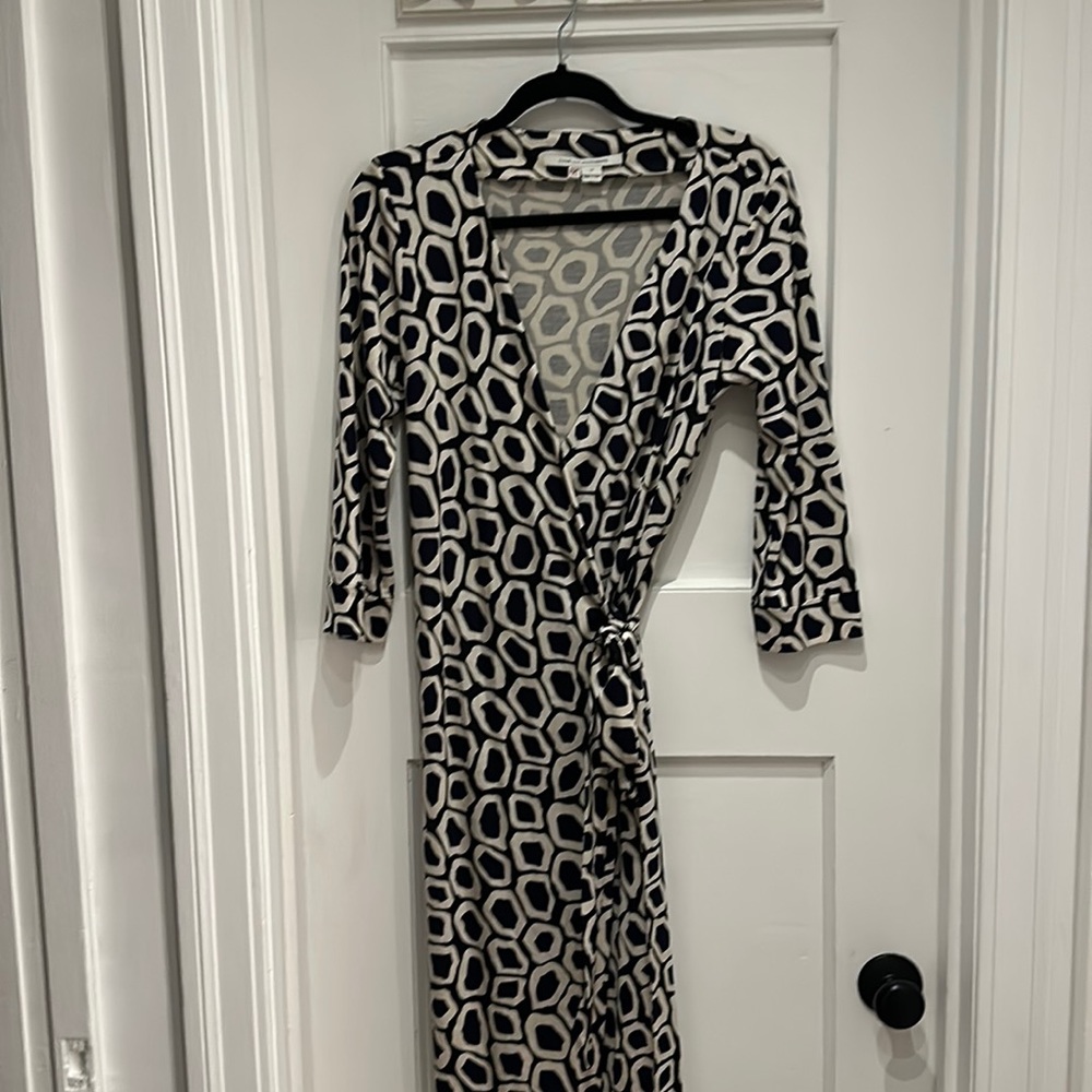 Diane Von Furstenburg Classic Wrap Dress - Size 12